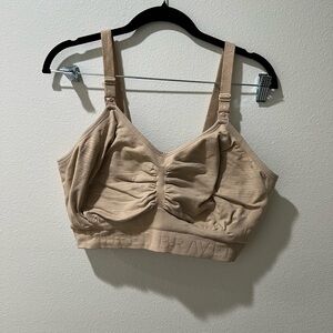 Kindred Bravely size XL nursing bra, EUC, breastfeeding, pumping, eyelet close